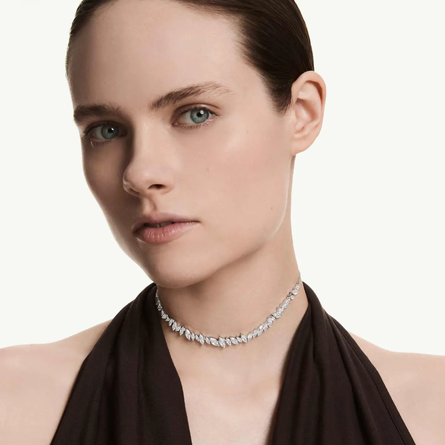 Mesmera Halsband