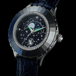 Octea moon Uhr