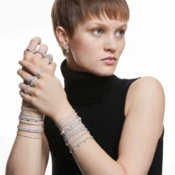 Una Angelic Armband